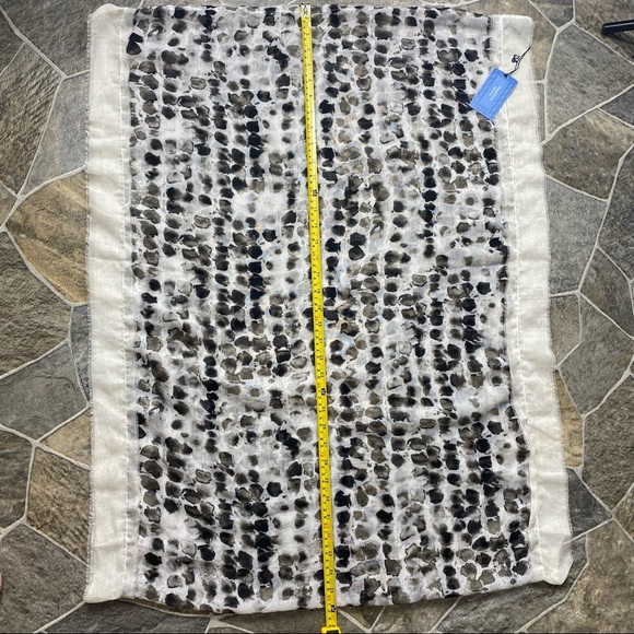 Simply Vera Vera Wang Animal Print Infinity Scarf - Picture 7 of 8